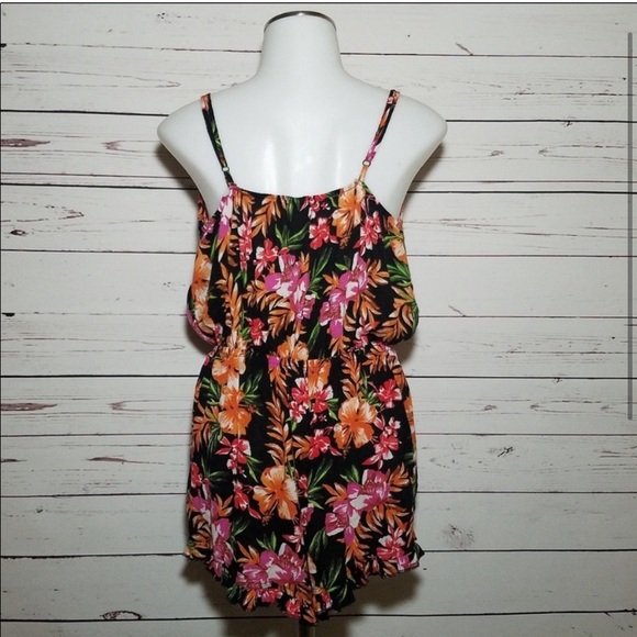 Tropical Romper - Picture 7 of 9